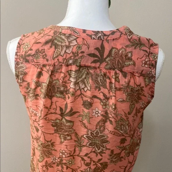 St. John's Bay Orange Floral Patterned Sleeveless Blouse with Tie Front - Picture 6 of 8
